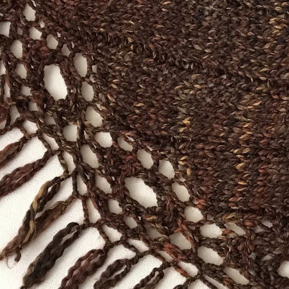 NEW Handmade Triangular Bulky Beauty Lace Sequoia Shawl, 102"L & 37"D - Picture 13 of 13